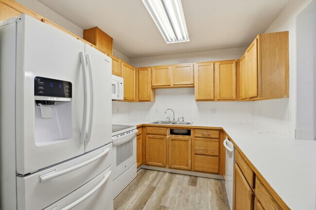 Building Photo - 2525 S 288th St