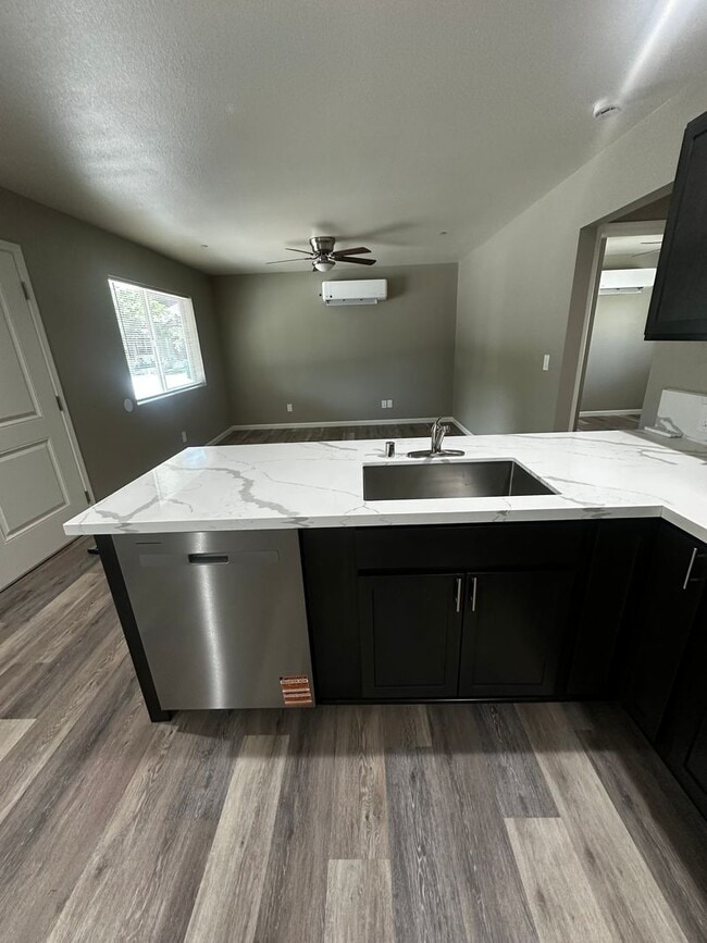 Building Photo - Beautifully Brand New Build, 2 bed 1 bath
