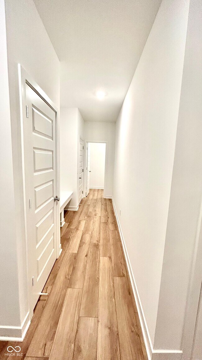 Building Photo - 6756 Sugar Crk Ln