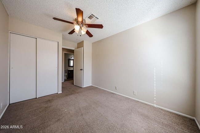 Building Photo - 5013 W Evans Dr