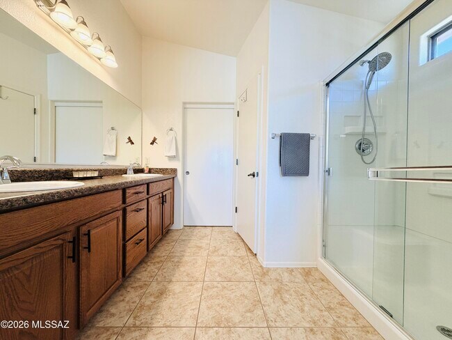 Building Photo - 39577 Diamond Bay Dr
