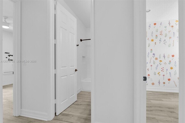 Building Photo - 8089 Ironstone Dr