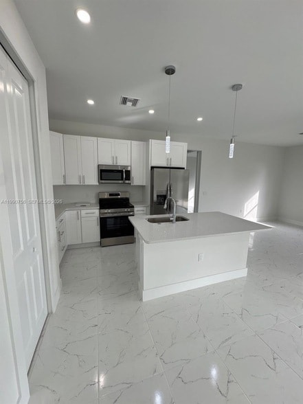 Building Photo - 4624 Connie Ave N