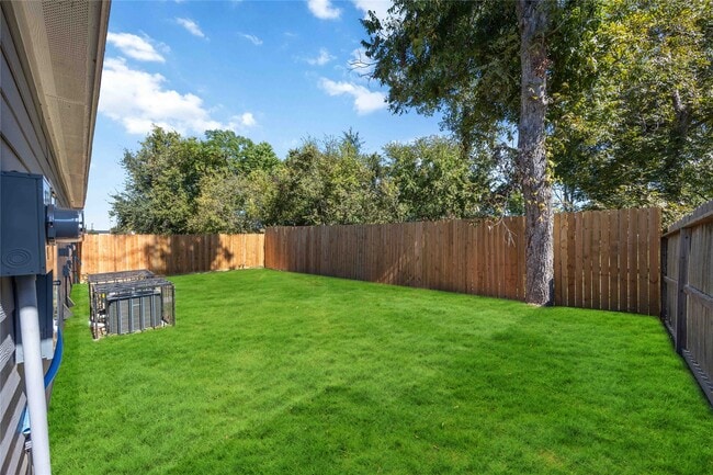 Building Photo - 2708 Sam Wilson St