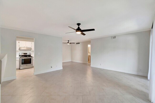 Building Photo - 2395 Jaeger Dr