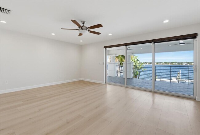 Building Photo - 24 Adalia Ave