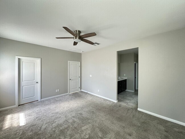 Building Photo - Cassia Patrick & Cimarron
