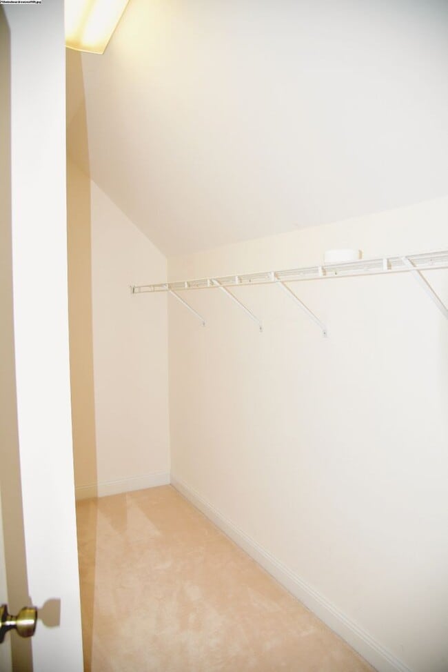 Building Photo - Executive Lakeview Home in Gated Windward Community!