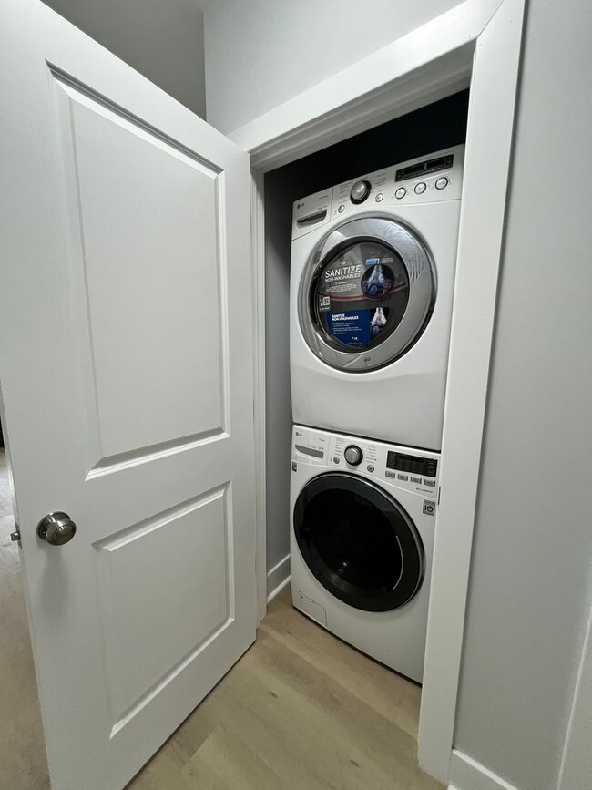 Building Photo - New Rehabbed 3bed/1.5bath in Grays Ferry