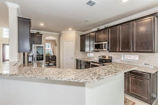 Building Photo - 11621 Parade Dr