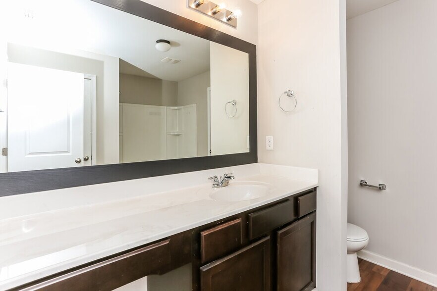 Building Photo - 4059 Clay Ct SE