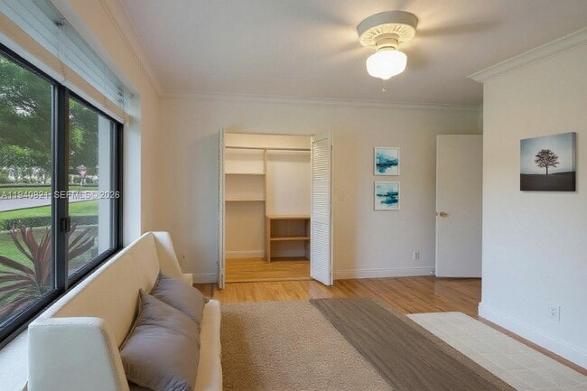 Building Photo - 648 Sevilla Ave