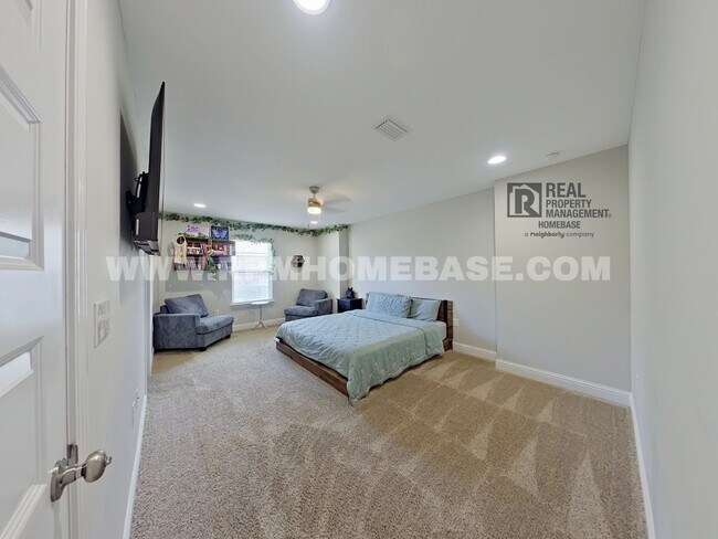 Building Photo - Coming Soon! 13 June 2025: Modern 4-Bedroo...