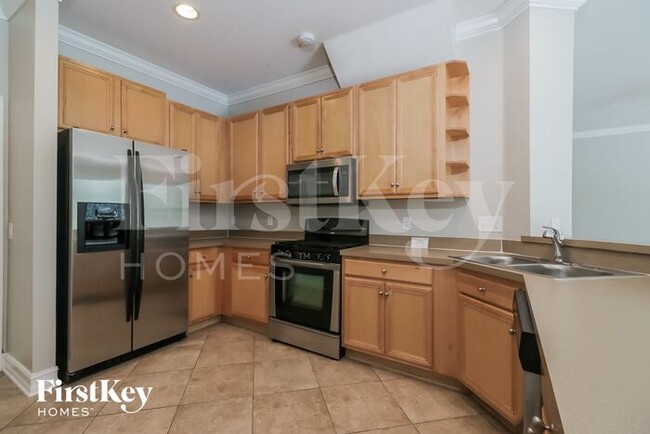 Building Photo - 2352 Spring Hollow Loop