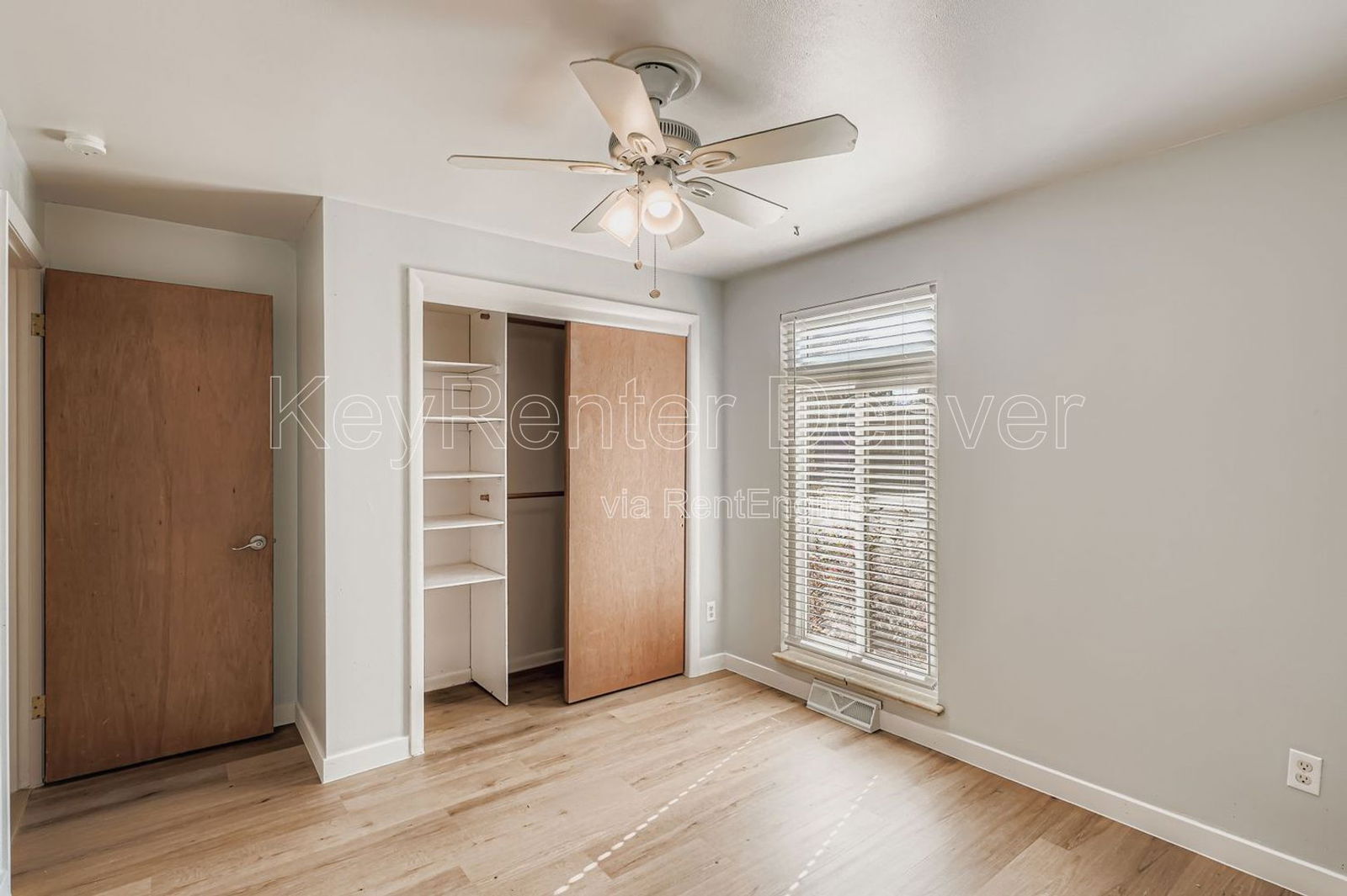 Building Photo - 10503 W 62nd Pl