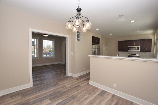 Building Photo - 97 Gates St