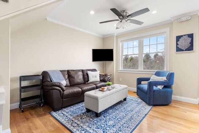 Building Photo - 48 Boston Rd