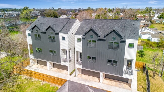 Building Photo - 4205 Allston St