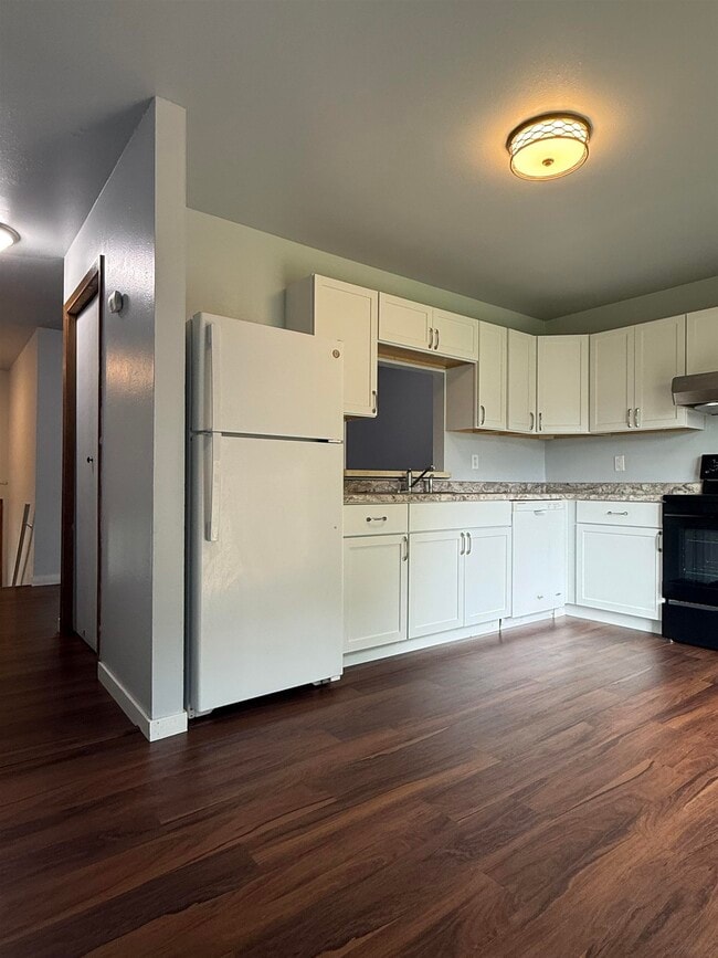 Building Photo - 2939 Traceway Dr