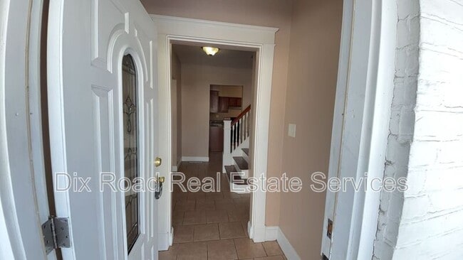 Building Photo - 4763 Dale Ave