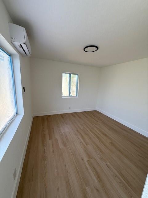 Building Photo - 1123 N 17th Ct