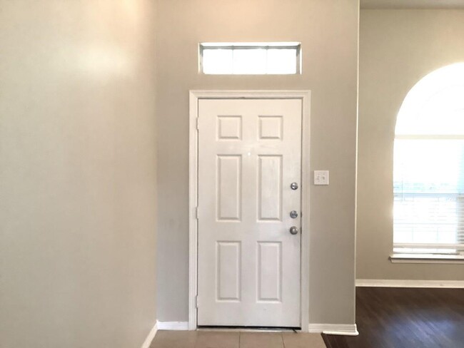 Building Photo - 5119 Westwood Pines Dr