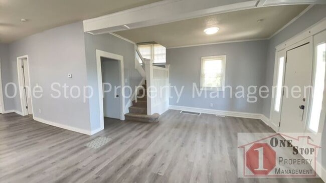 Building Photo - Charming 3-bedroom, 2-bath home in Kansas ...