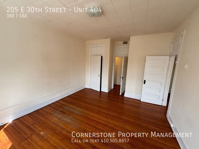 Building Photo - 205 E 30th St