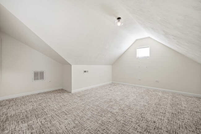 Building Photo - 3211 Calisha Ct