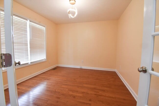 Building Photo - Coming Soon!! 4 Bedroom 2.5 Bath Nicely Renovated with Updated Fixtures! - No Pets
