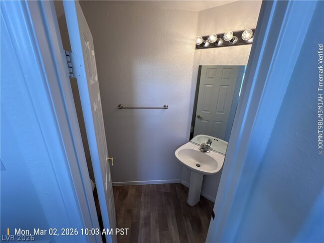 Building Photo - 3319 Syvella Ct