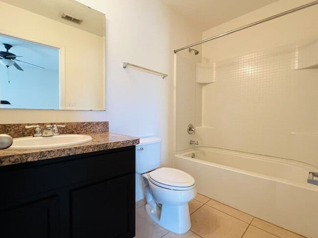 Building Photo - 1651 Smokey Oak Way