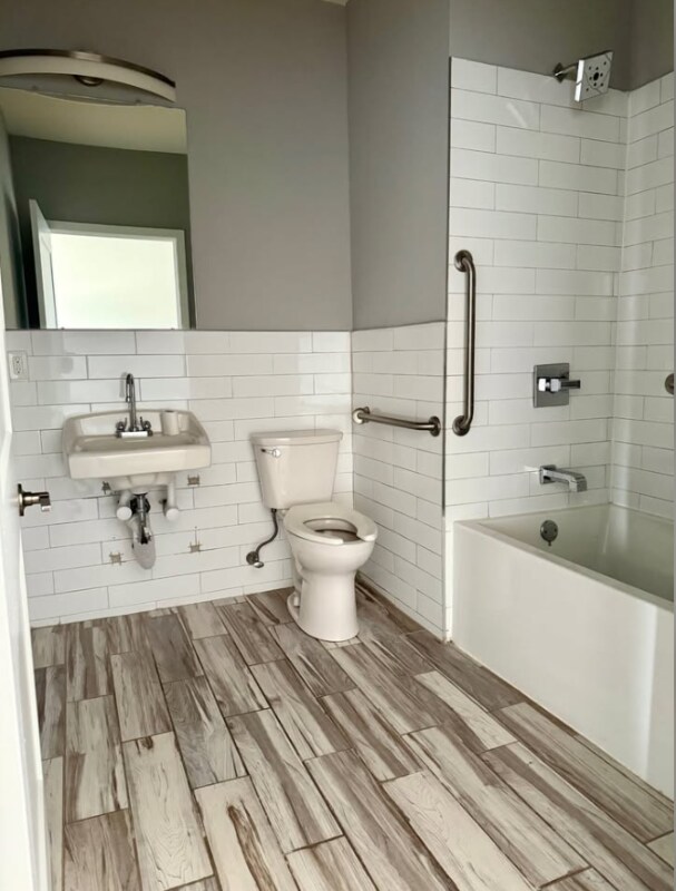 Building Photo - 1501 S 17th St