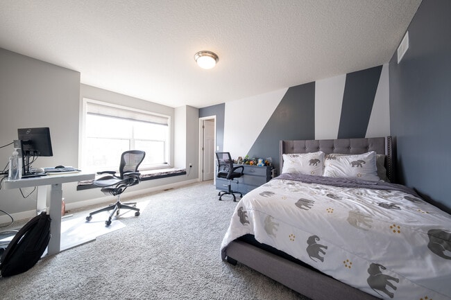 Building Photo - 8380 Abercrombie Ln