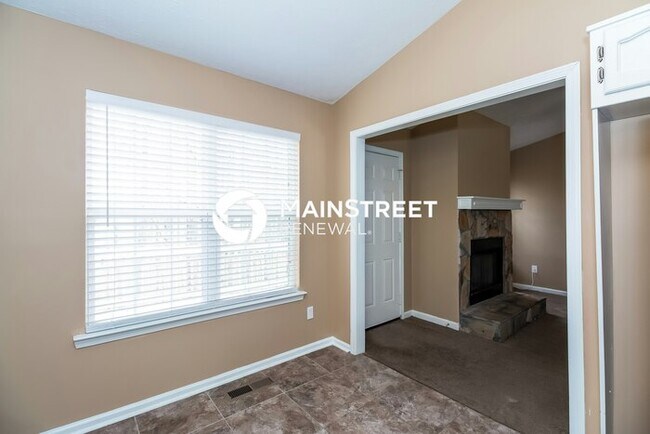Building Photo - 3 Bedroom Pet-Friendly Home in Palmetto, GA with Main Street Renewal