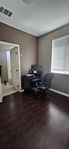 Building Photo - 2568 Heron Ct