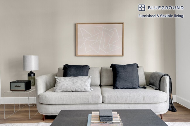 Building Photo - 1401 Art Dilly Dr.