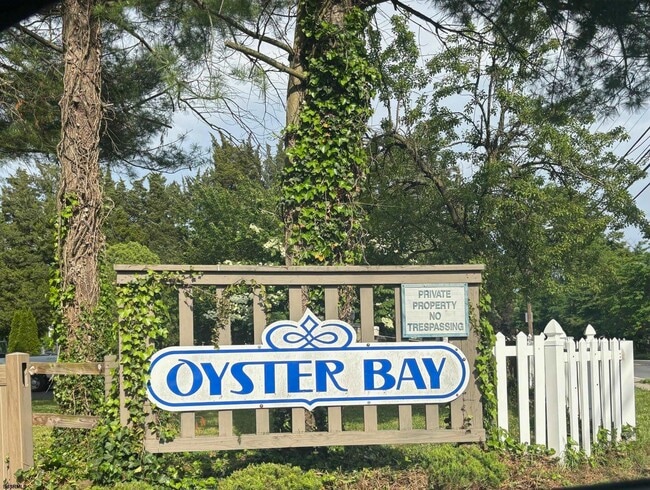 Building Photo - 27 Oyster Bay