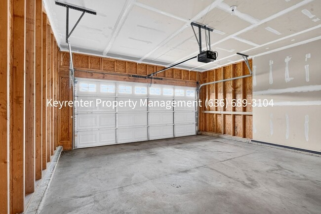 Building Photo - Modern Ranch Retreat – 4BR/3BA in Saint Charles!