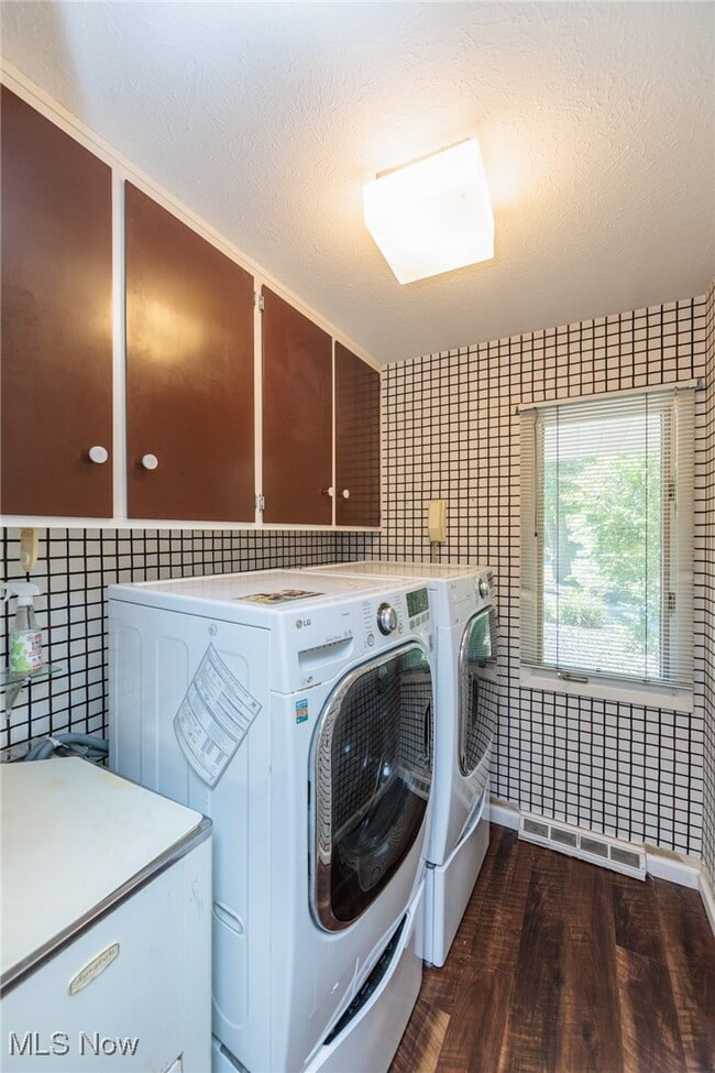 Building Photo - 25111 S Woodland Rd