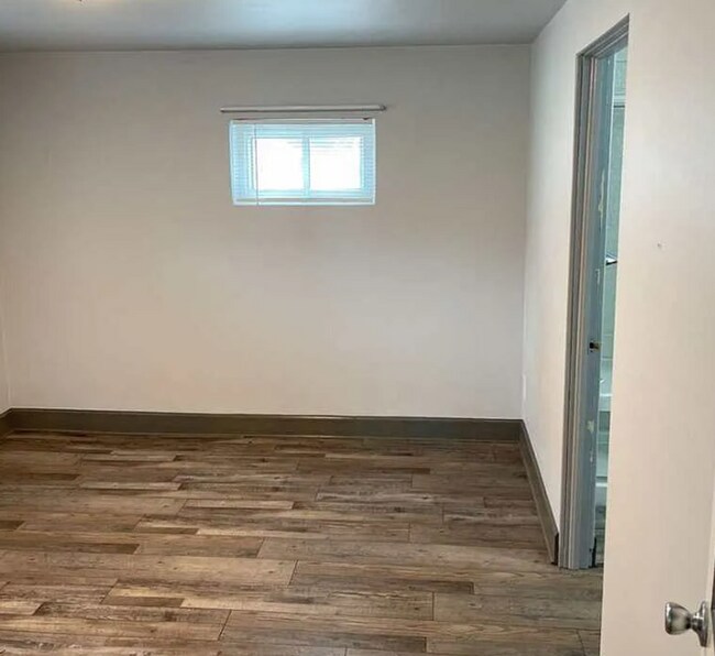 Building Photo - 1017 18th St