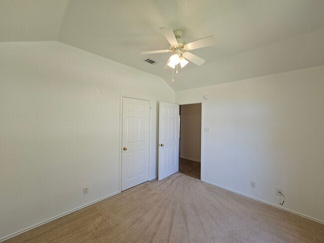 Building Photo - 3904 Frigate Dr