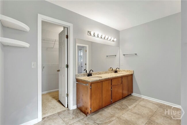 Building Photo - 125 Shawn Ct