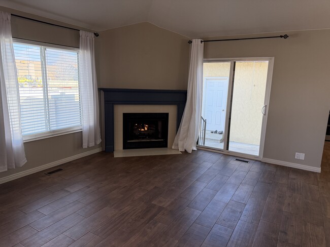 Building Photo - 775 E Autumn Field Dr