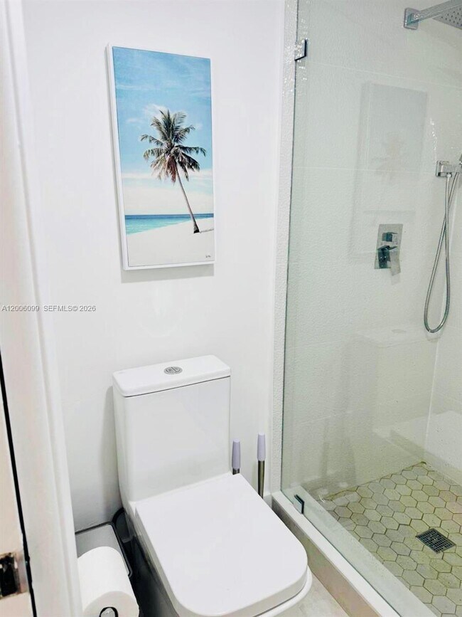 Building Photo - 19101 NE 36th Pl