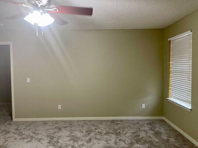 Building Photo - Nice 3BR/2BA Home in Hawks Nest - Convenient to NAS Whiting Field