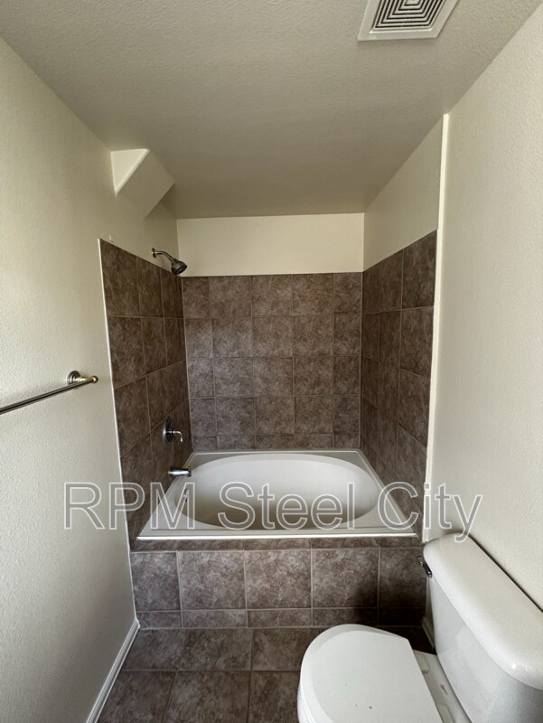 Building Photo - 4149 Outlook Blvd