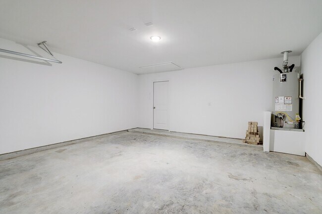 Building Photo - 4134 Zavala Ml St