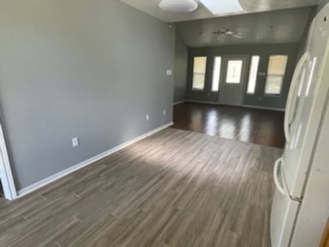 Building Photo - 1312 Central Texas Expy