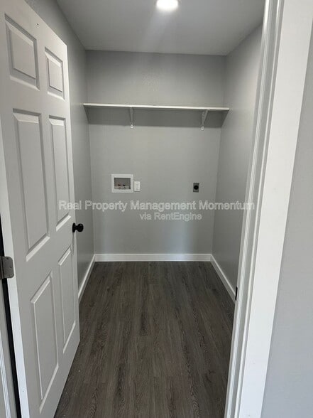 Building Photo - 12588 Kentucky Rd